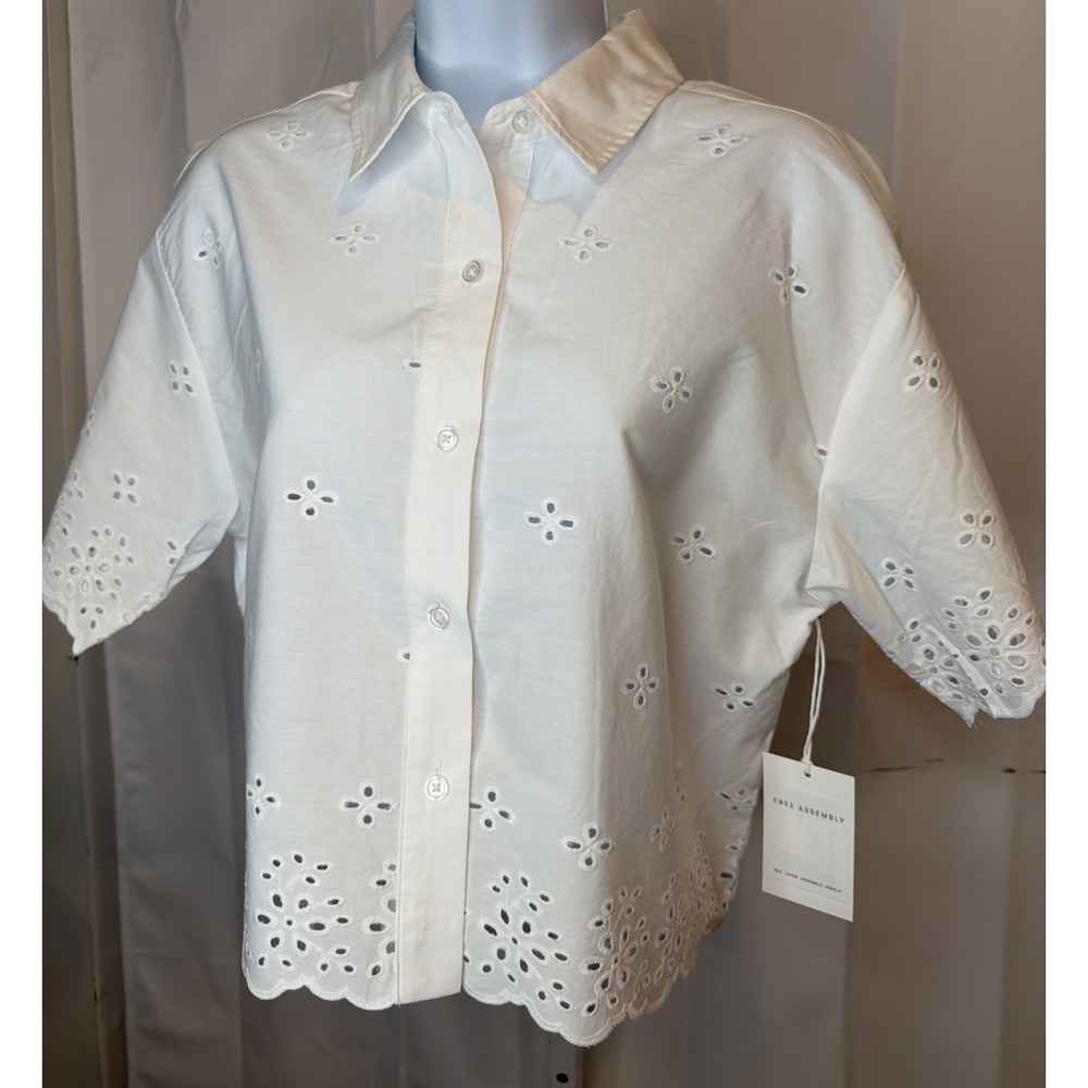Free Assembly Women's Small Cropped Cotton Eyelet Shirt NWT - Picture 7 of 11